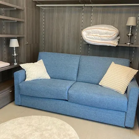 Boniche 1 Bedroom 1 Slaapkamer Daire